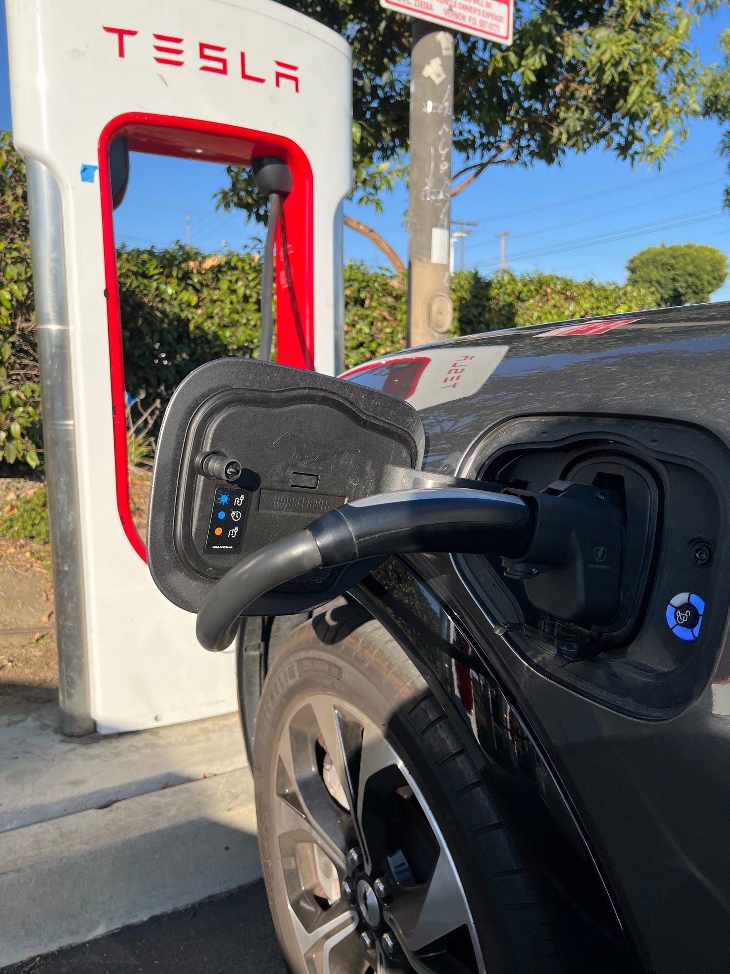 ChargeWell NACS to CCS1 Tesla Supercharger Adapter | 500A Max, 1000V DC | Compatible with VW, Ford, GM, Rivian, Volvo, Polestar, Kia | 1-Year Warranty